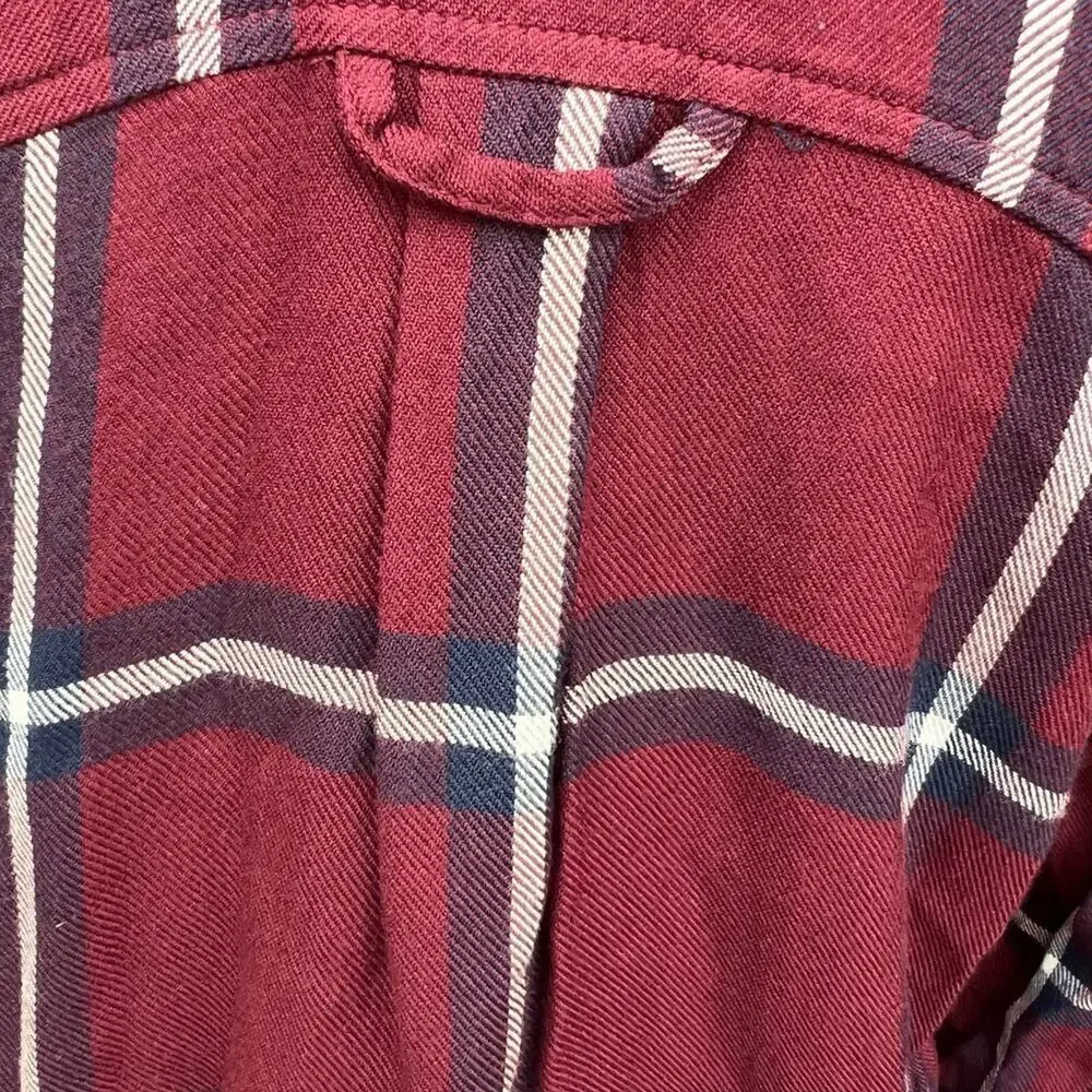 Kendall & Kylie women’s S plaid long sleeve button down top